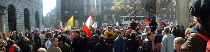 Palestinian demonstration crowd at Central Bank, Dublin