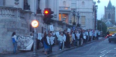 Picket of Dublin corporation outside city hall